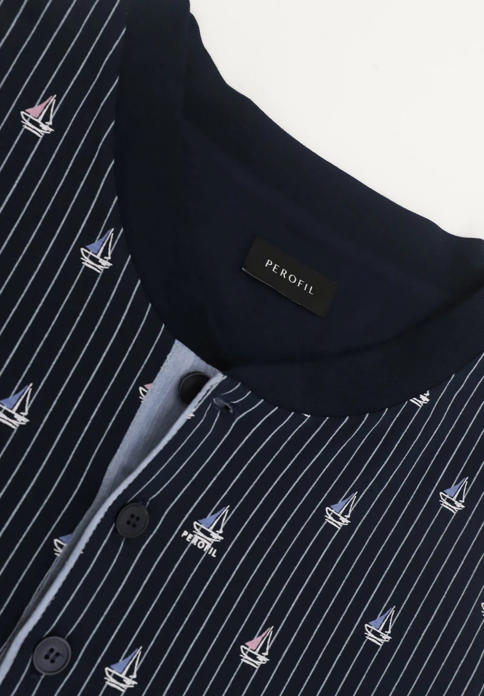 Pigiama Lungo Serafino in Cotone Fantasia Barche a Vela PEROFIL VPRT92816