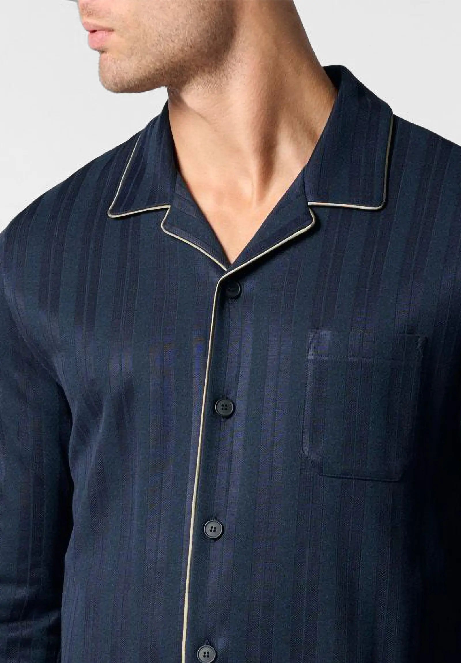 Pigiama Lungo Aperto con Collo in Soft Cotton con Stampa Riga Raso PEROFIL VPRT93223