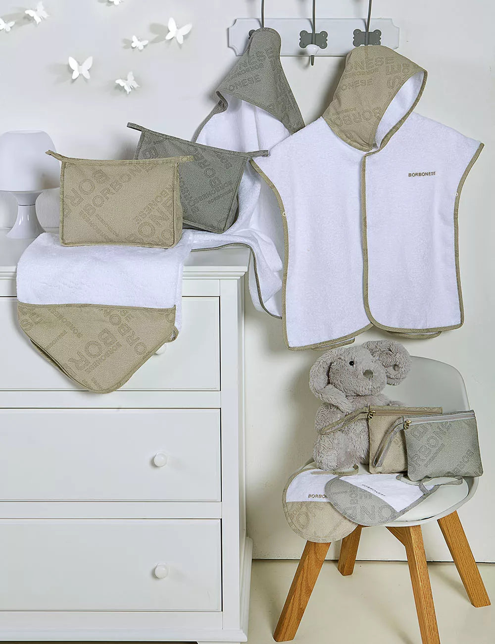 Beauty con triangolo Jet Set Borbonese