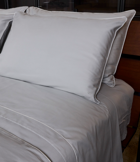 Completo lenzuola PIPING di Liu Jo puro raso di cotone Matrimoniale